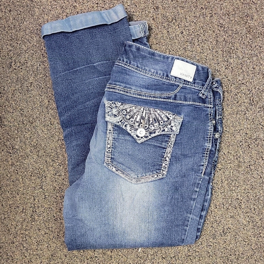 Vanity Women's Blue Jeans with Embellished Pocket